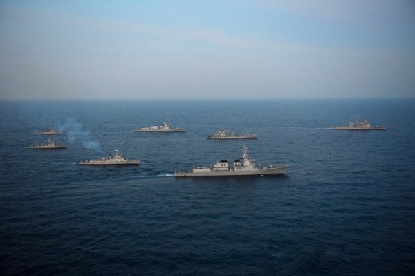 Tháng 2/2013, Hàn-Mỹ tiến hành diễn tập quân sự liên hợp quy mô lớn trên biển